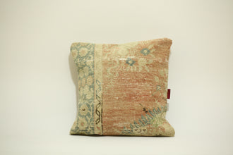 Kilim Pillow with Tassel Detail 20-20 inch