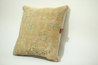Bohemian Kilim Rug Cushion 24-24 inch