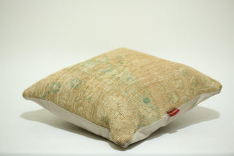 Vintage Inspired Kilim Throw Pillow 24-24 inch