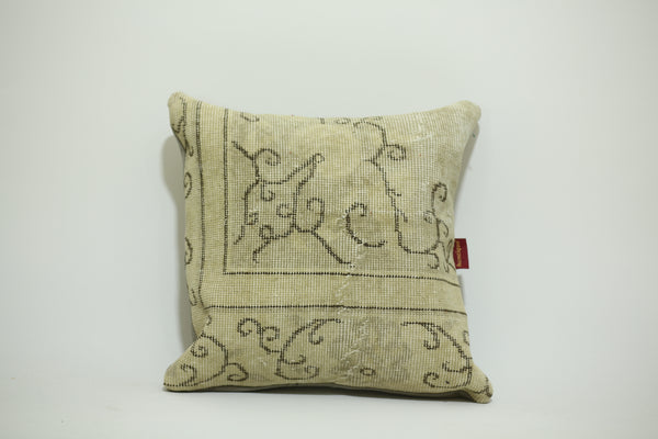 Kilim Pillow Cover with Tassel Detail 20-20 inch