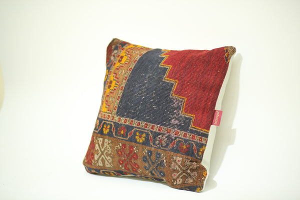 Vibrant Kilim Pillowcase Design 20-20 inch