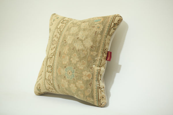 Ethnic Turkish Kilim Lumbar Accent 20-20 inch