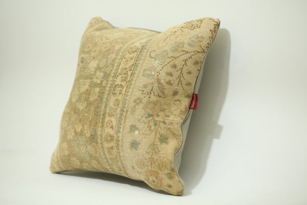 Vintage Inspired Kilim Throw Pillow 24-24 inch