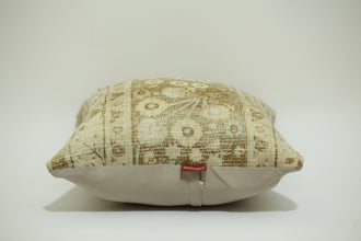 Traditional Handwoven Kilim Accent 20-20 inch