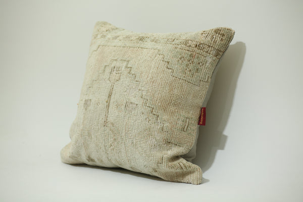 Handwoven Turkish Kilim Accent 20-20 inch