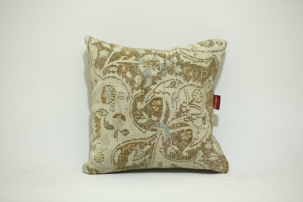 Kilim Patterned Decorative Throw 20-20 inch