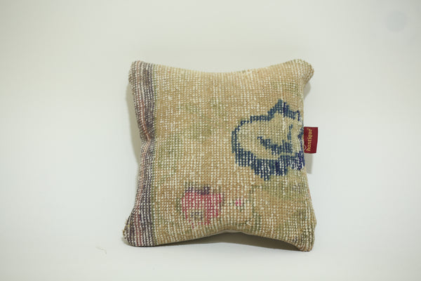 Boho Chic Kilim Rug Cushion 24-24 inch