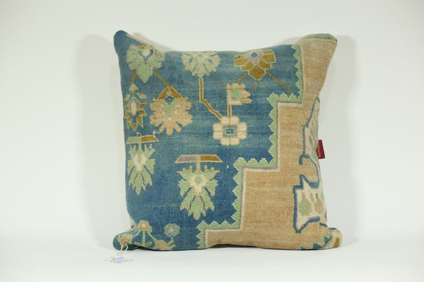 Vintage Inspired Kilim Throw Pillow 24-24 inch