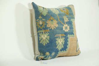 Vintage Inspired Kilim Throw Pillow 24-24 inch
