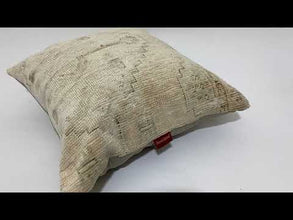 Handwoven Turkish Kilim Accent 20-20 inch